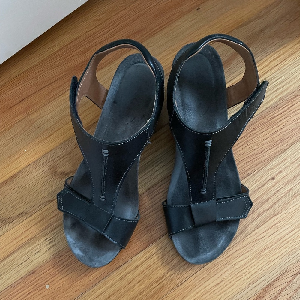 Taos wedge sandals